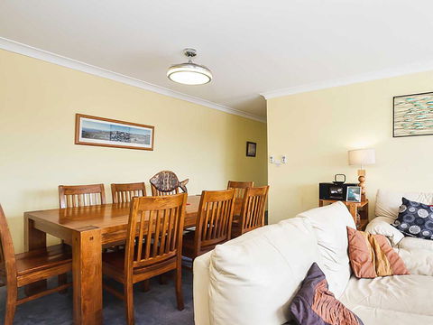 9 'Adriana' 83 Ronald Avenue - Fabulous Views & Aircon - Travel Agents 1