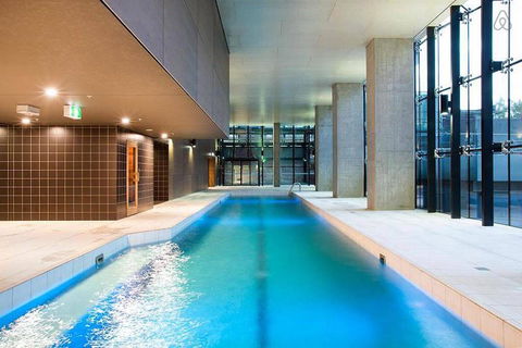 A Bright & Airy CBD Apt Next To Southern Cross - Tourism Guide 3