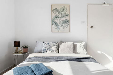 A Bright & Comfy Beach Studio, 5min Walk To Bondi Beach - Tourism Guide 3