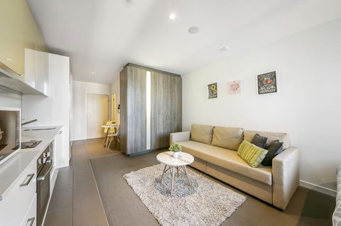 A Charming Studio With Stunning City Views - Tourism Guide 1