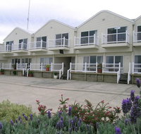 A Great Ocean View Motel - Tourism Guide