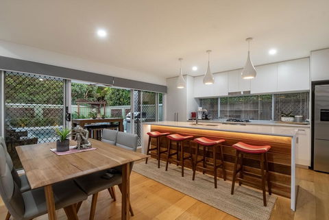 A PERFECT STAY - Byron Sunrise - Tourism Guide 2