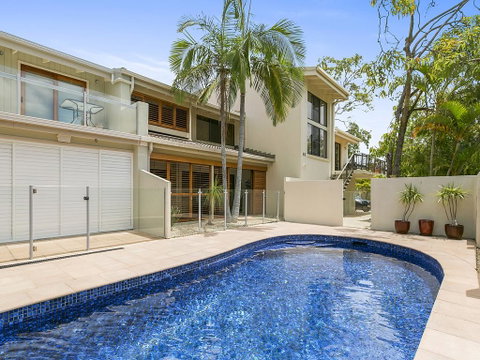 A Superb Location For Enjoying The Best Of Noosa - Unit 2/69 Noosa Parade - Tourism Guide 0