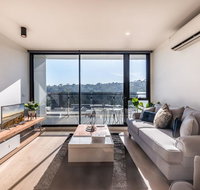 Abbortsford 2 Bed 2 Bath Mountain View Apartment - Tourism Guide
