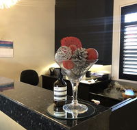 Abbotsleigh Motor Inn - Travel Agents