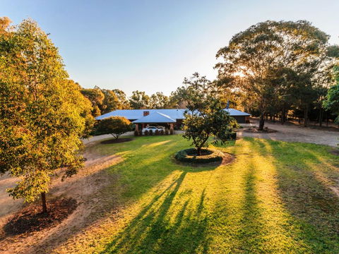 Abelia House B &B - Tourism Guide 0