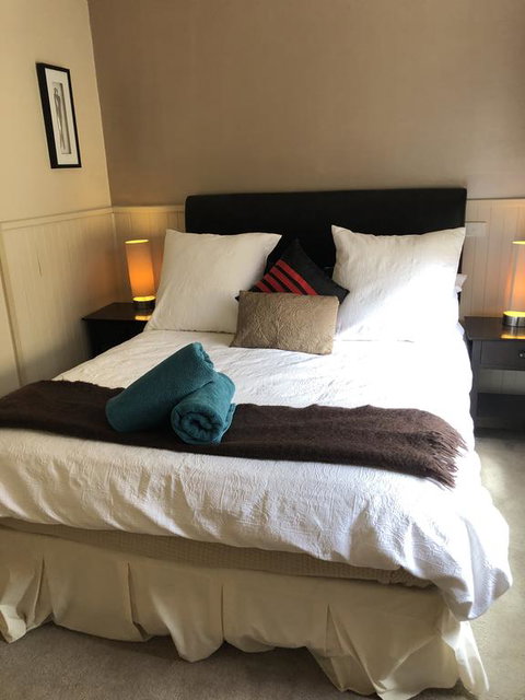 About Time Retreats- Studio Three - Tourism Guide 2