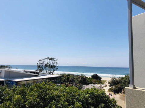 Absolute Beachfront - Cabarita Beach - Ocean Views - 3 Bed Apartment - Travel Search 0