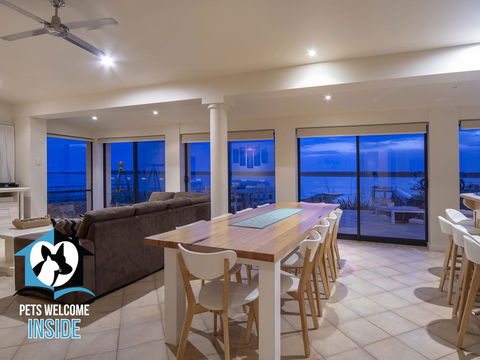 Absolute Water Frontage W/ Jetty + Boat Ramp - Travel Search 2