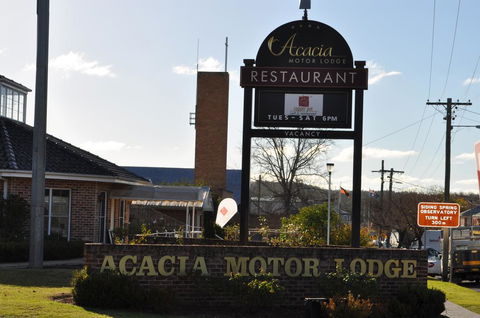 Acacia Motor Lodge - Tourism Guide 0