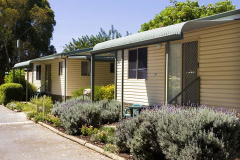 Acclaim Kingsway Tourist Park - Travel Search 2