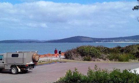 Acclaim Rose Gardens Beachside Holiday Park - Travel Agents 2