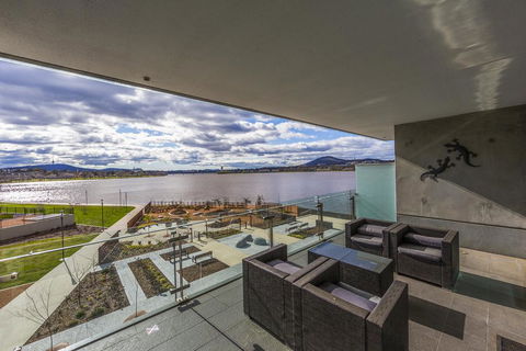 Accommodate Canberra - Aurora - Tourism Guide 0