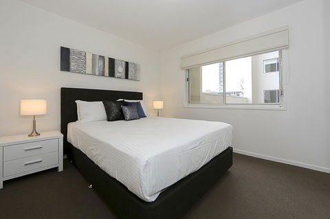 Accommodate Canberra - Braddon Apartments - Cruises Travel 0
