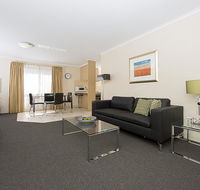 Accommodate Canberra - Kingston Court - Cruises Travel