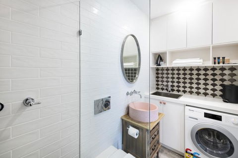 Accommodate Canberra - Warehouse - Tourism Guide 1