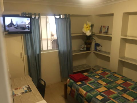 Accommodation @ Isa - Tourism Guide 2