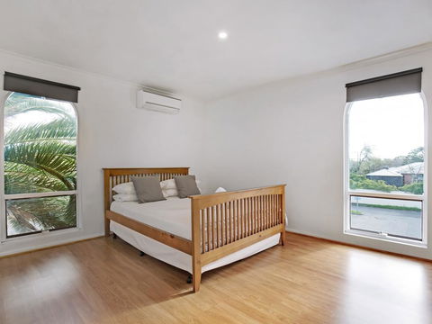 Adelaide Holiday Homes - Tourism Guide 0