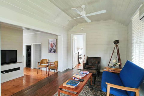 Dunkeld Secret Garden - Travel Agents 2