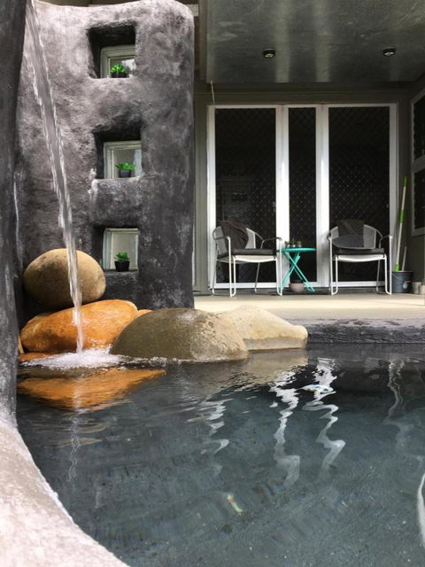 Earthship Daintree - Tourism Guide 3