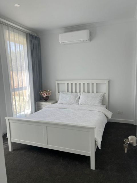 Elegant Private Rooms In Doncaster East - Travel Search 1