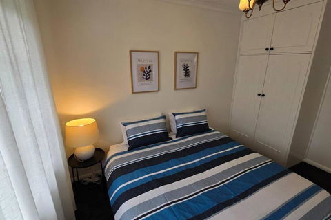 Elsternwick Easy Living - 2 Bedroom Sleeping 4 - Travel Agents 1