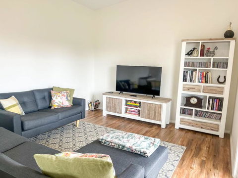 Eucalyptus House - Tourism Guide 0