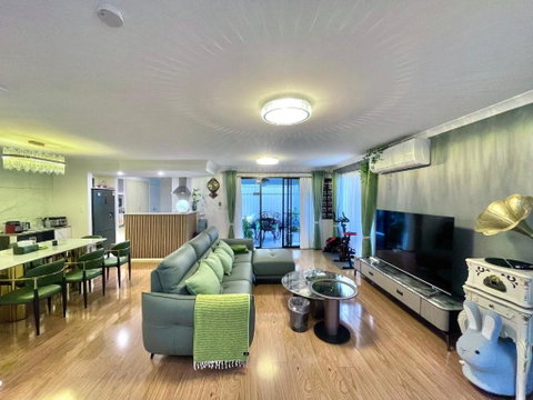 Equitice Spring Moonlight Villa - Tourism Guide 0