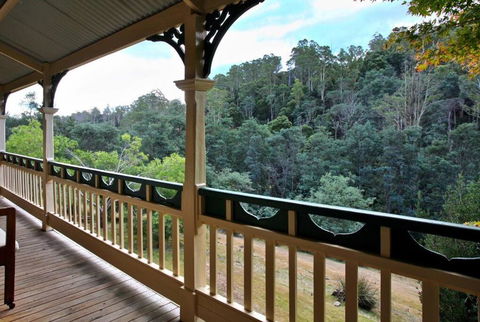 Explore Derby From Gorgeous Home With Outdoor Bath - Travel Search 4