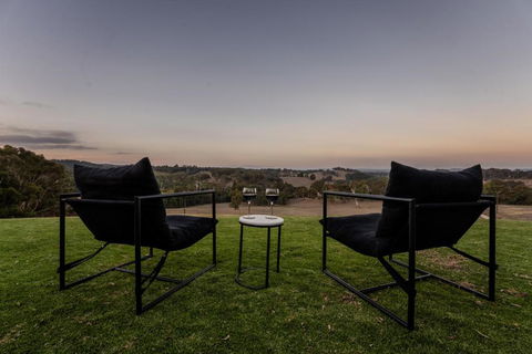 Farm Stay Picturesque Views - Travel Agents 0