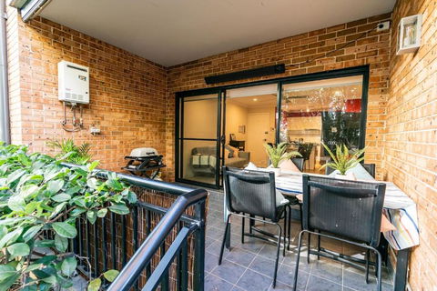 Funda Place - Leafy Hideout In Northern Beaches - Cruises Travel 0