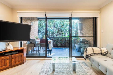 Funda Place - Leafy Hideout In Northern Beaches - Cruises Travel 3