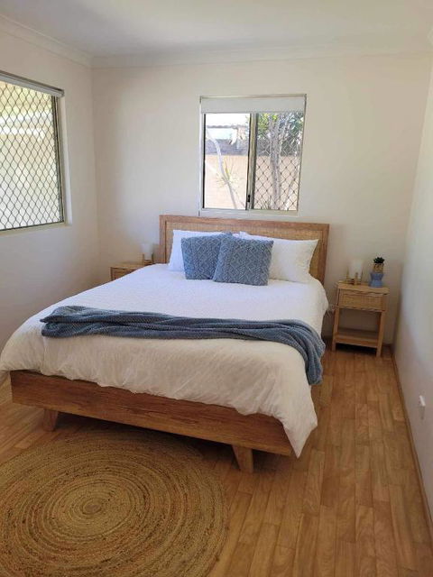 G&R Beach Cottage - Travel Search 1
