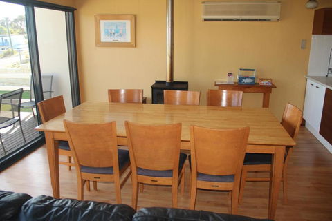 Gabbadah Beach House - Travel Search 3