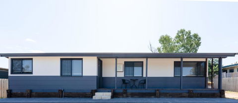 Gimlet House - Travel Search 0