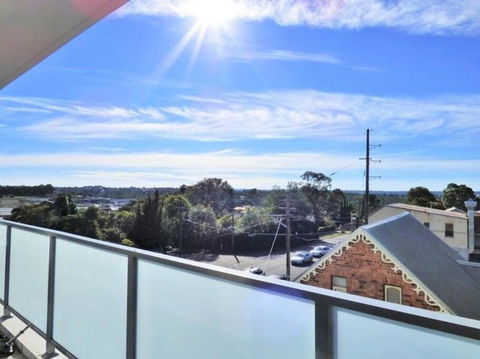 GLAD1 - Monash Rd - Gladesville - Travel Search 4