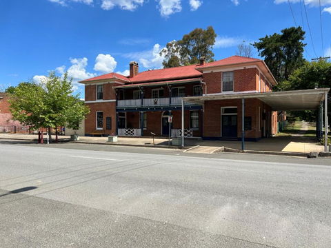 Gold Reef Adelong - Travel Agents 3