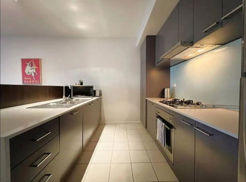 GW24-1 BATH 2 BR At The Glen With FREE Parking And Balcony - Travel Search 4