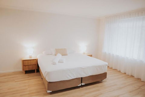 Greenacres Motel - Travel Agents 0