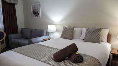 Highlands Motor Inn - Cruises Travel 2