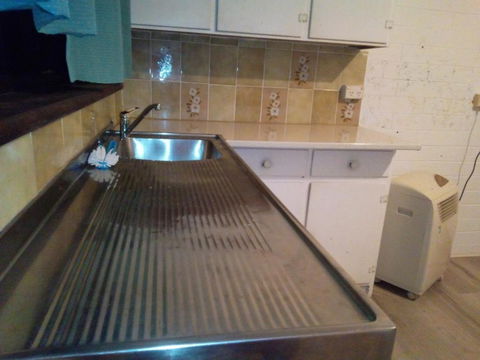 Homestay Upon Kenwick Station - Travel Search 1