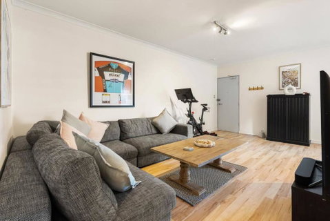Homely-bright, Air Con, Car Spc - Tourism Guide 3