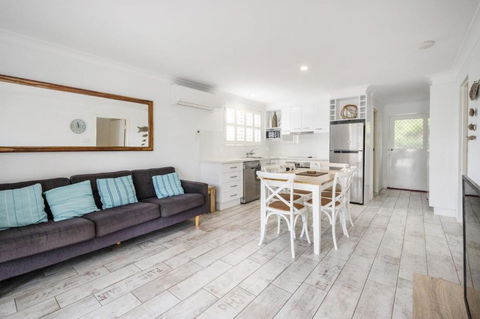 Iluka Villa 9 - Tourism Guide 3