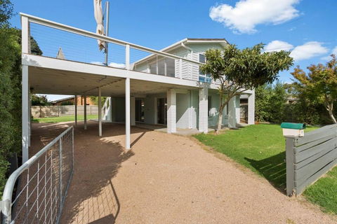 Imollu Beach House 5-Bed 2 5-Bath - Tourism Guide 0