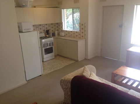 Affordable Comfortable Inglewood Apartment+Pool - Tourism Guide 0