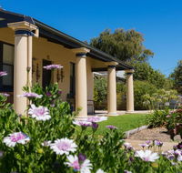 Agnes Cottage Bed  Breakfast - Travel Agents