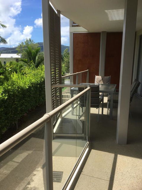Airlie Central Apartments - Tourism Guide 2