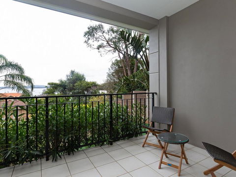 Aislinn' 3/273 Corrie Parade - Air Con, Water Views, BBQ - Cruises Travel 2