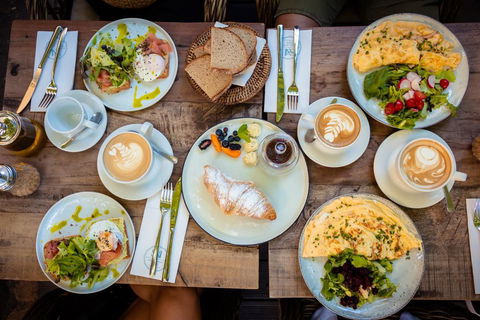 Alaya Verde Bed & Breakfast - Tourism Guide 3