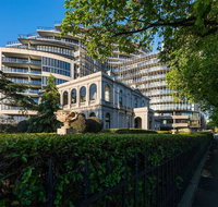 Albert Park City View Stylish 1 Bedroom Apartment - Tourism Guide